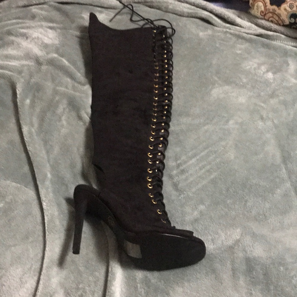 Missguided over the knee lace up gladiator